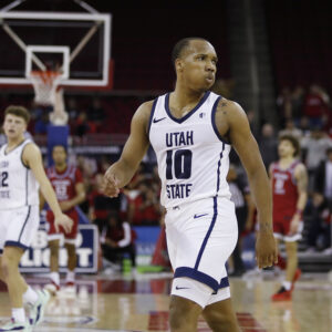 Brown’s clutch three(s) save Utah State from upset at Fresno State – Cache Valley Daily