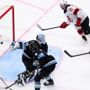 Noesen and Brown score goals as Devils beat Mammoth 2-1 for 3rd win in 4 games | Sports