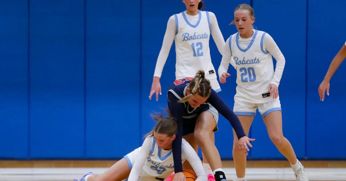 GALLERY: #14 Sky View 60, #19 Crimson Cliffs 42 girls basketball playoffs