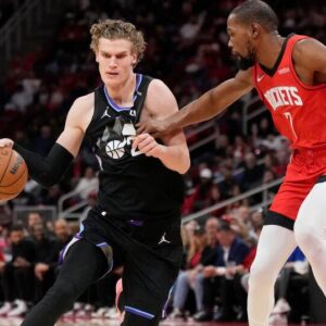 Smith scores 31 points and Thompson adds 20 as Rockets beat the Jazz 125-105 | Sports