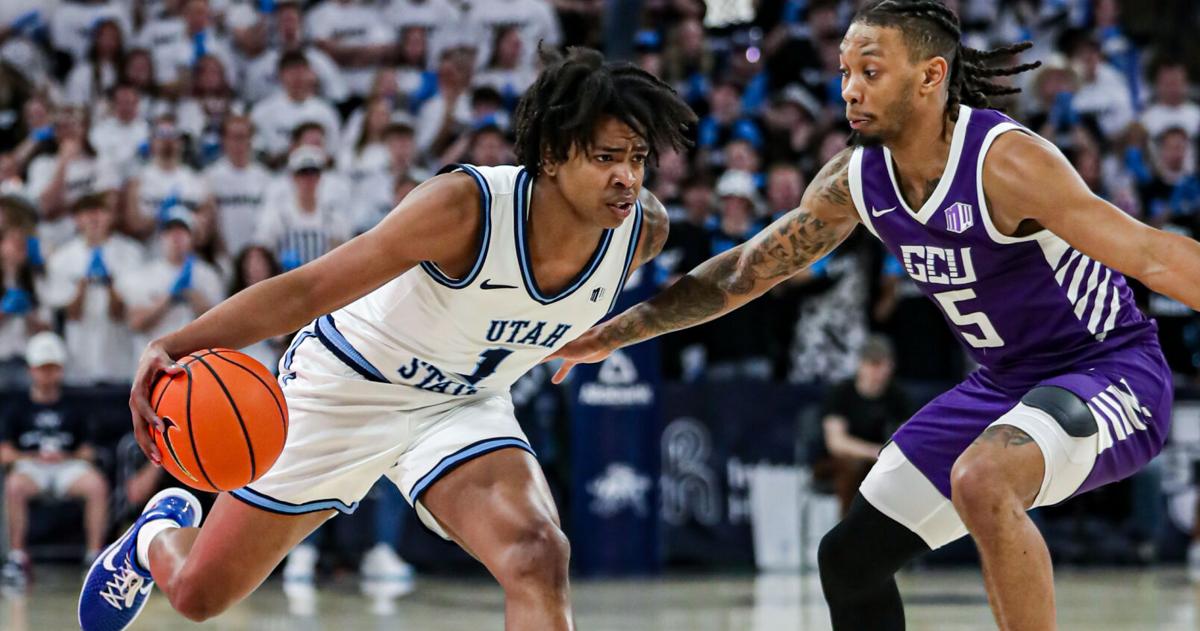 GALLERY: Utah State 74, Grand Canyon 69 men's basketball