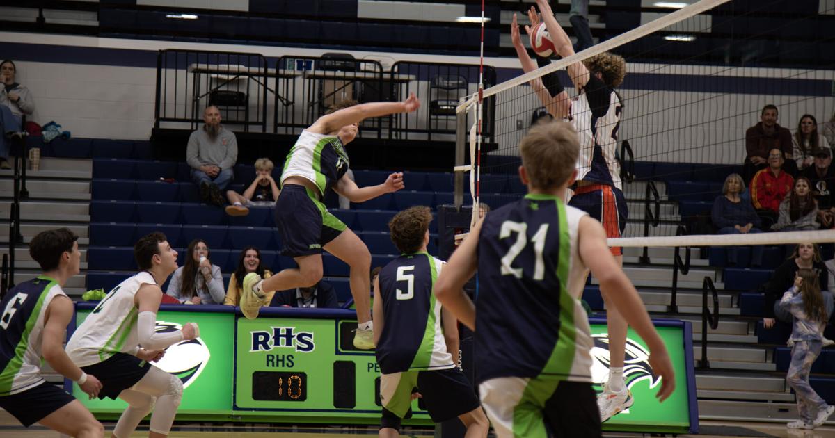 GALLERY: Ridgeline 3, Mountain Crest 2 boys volleyball