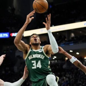 Antetokounmpo scores 27 as Bucks beat Jazz 113-99 to snap four-game skid | Sports
