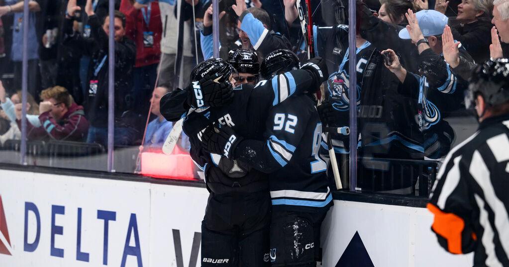 Clayton Keller’s 3rd career hat trick helps Mammoth to a 7-4 win over the Canucks | Sports