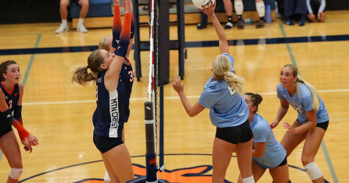 GALLERY: Sky View 3, Mountain Crest 1 girls volleyball