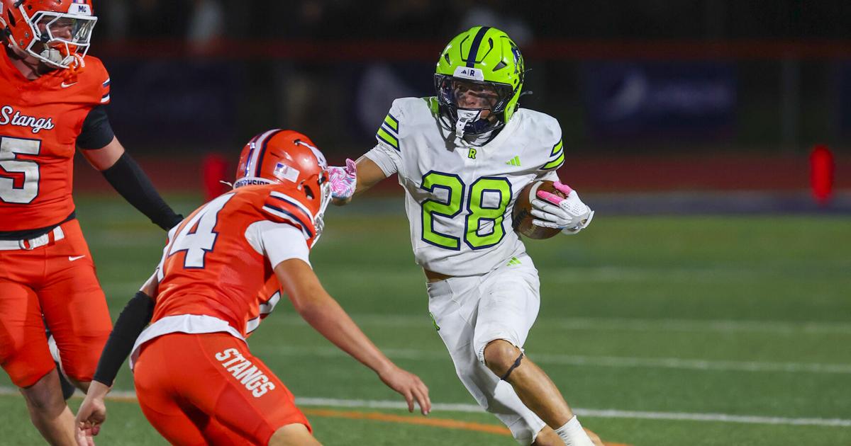 GALLERY: Ridgeline 42, Mountain Crest 14 football