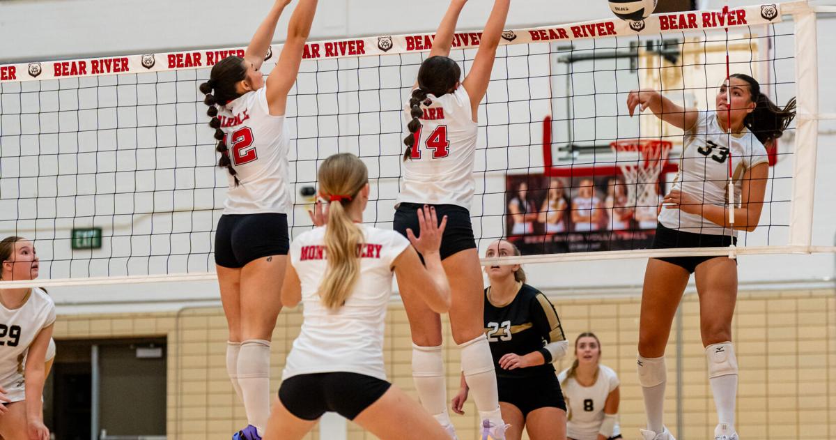 GALLERY: Bear River 3, Deseret Peak 0 girls volleyball